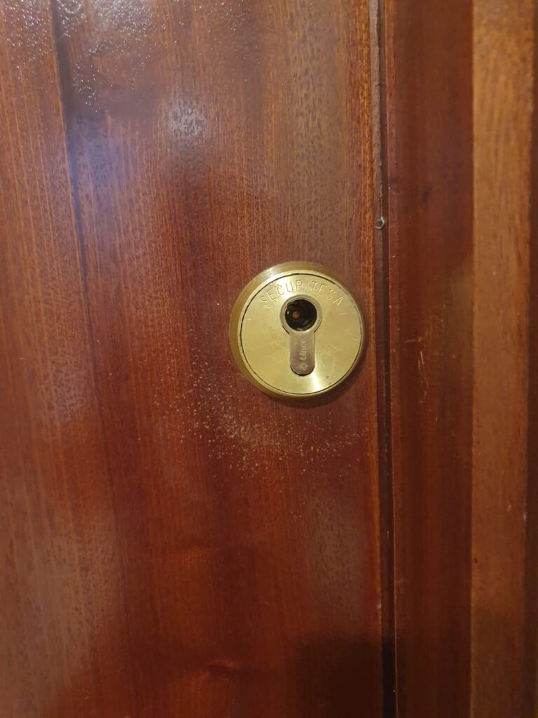 Apertura de puertas Balsicas