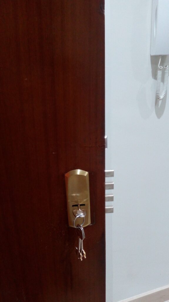 Apertura de puertas Beniel