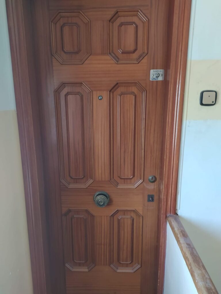 Apertura de puertas El Salado