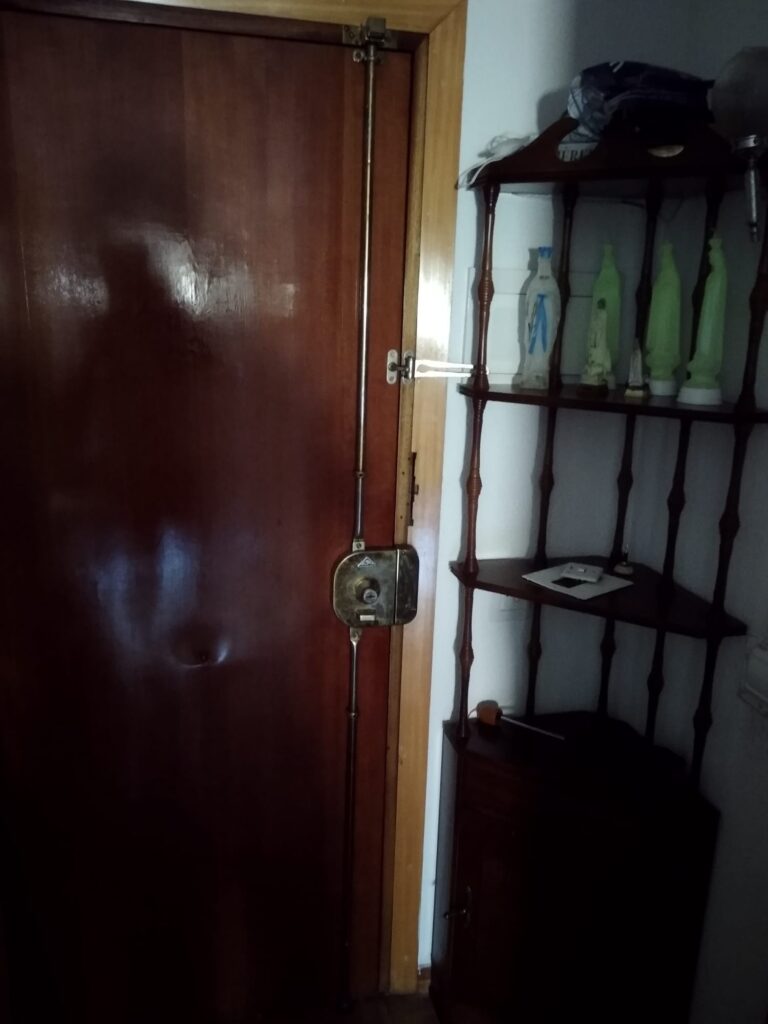 Apertura de puertas El Tolle