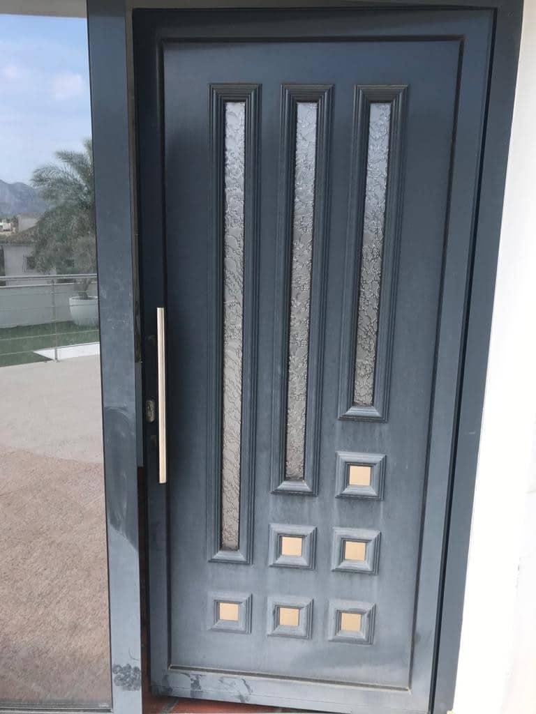 Apertura de puertas Gebas