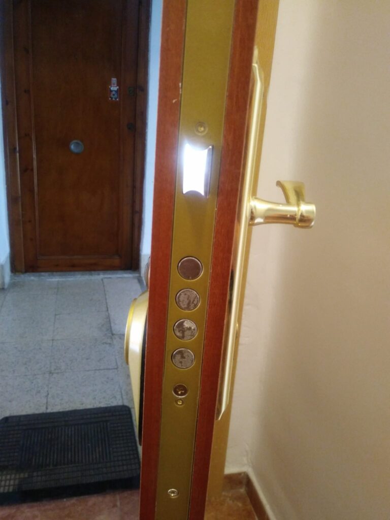 Apertura de puertas Mahoya