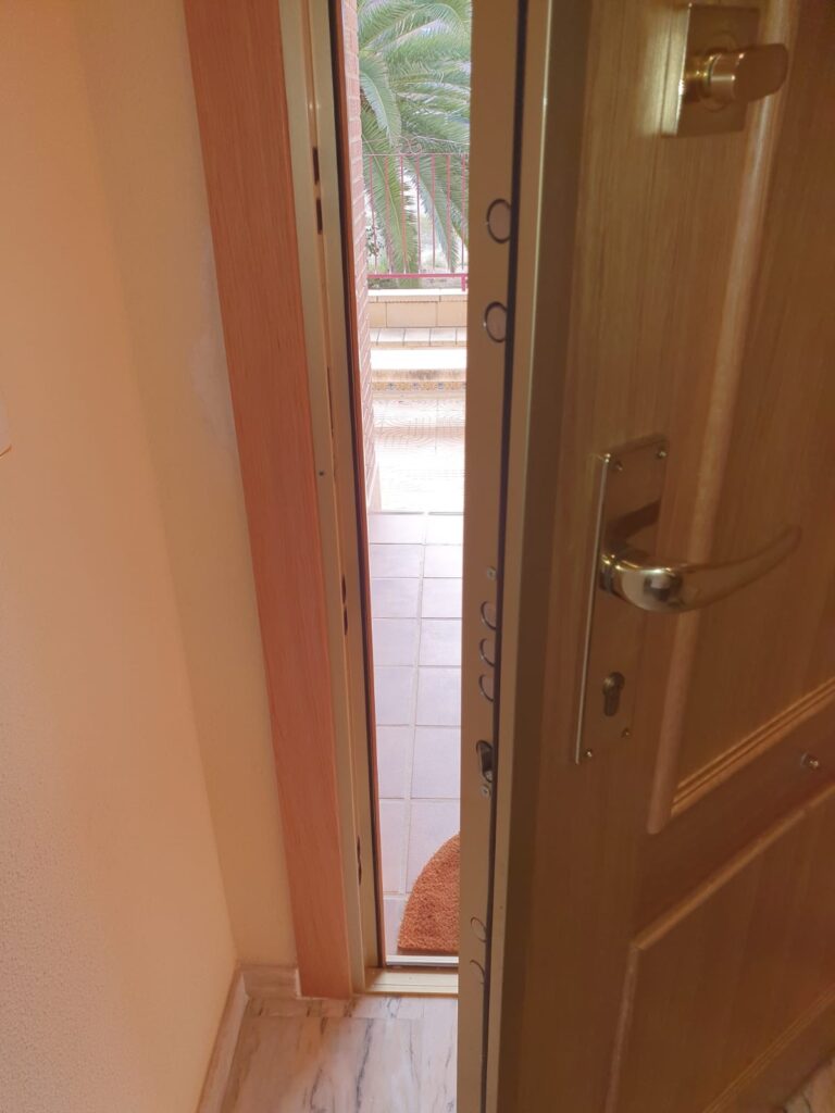 Apertura de puertas Ulea