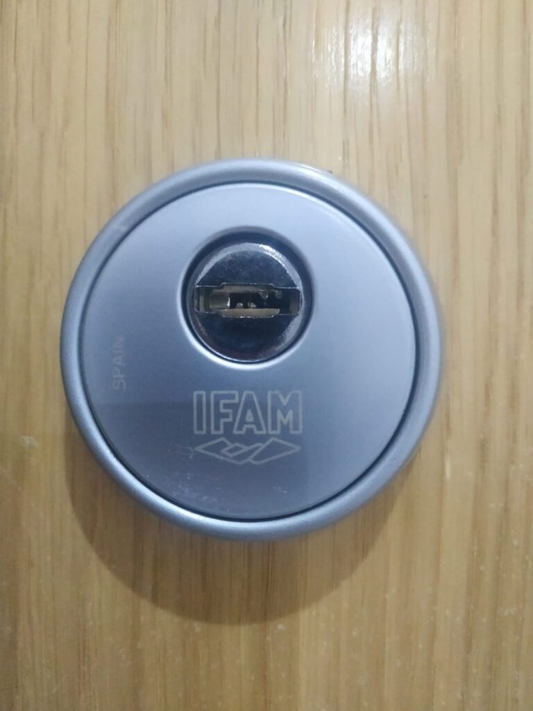 Cambio de cerraduras Los Urreas